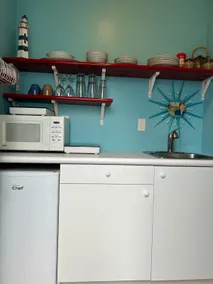 Pleasant Street Suite - Image 4