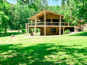 Only House on Lake DeGray - Image 2