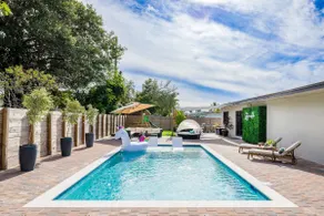 Casa Luna | Heated Pool |Private Retreat | 4BR - Image 2