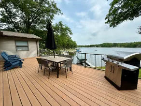 Lakefront Escape +Guest Suite by Tullymore/St Ives - Image 2