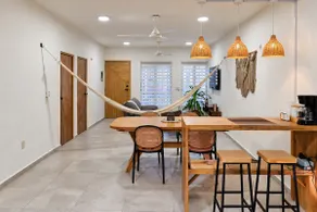 Downtown 2BDR + Parking | Private home - Image 3