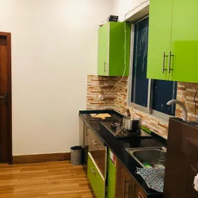 Serenity Studio|Priv 1 Bed Apartment,Lounge&Dining - Image 5