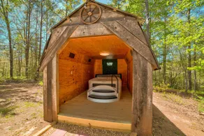 Between Murphy & BR!/fire pit/grill/hot tub - Image 4