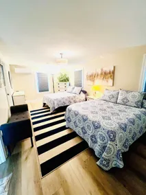 Fabulous home w/ Hot tub - Image 4