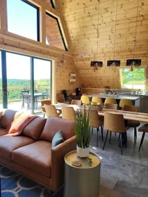 The majestic, Dragonfly Inn at the Gorge - Image 5