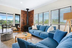 Oleander Escape Lake Front Retreat - Image 4