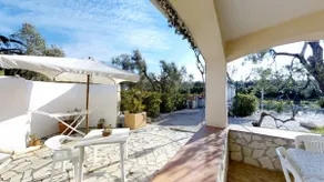 Villa Oleandro Ciccino mit Pool - Image 3