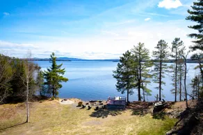 Lake Side Lodge with stunning views! - Image 2