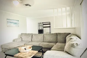 Family Vacation house with Pool - Image 4