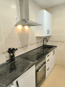 Luxurious New Apartment - Image 4