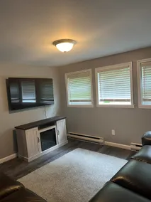 2 bedroom apt- Beautiful views of Saratoga Lake - Image 3