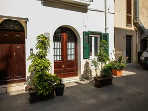 Umberto 25 - Image 2