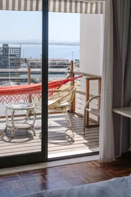 Casa Lisnave • Walk To Lisbon Ferry • River Views - Image 5