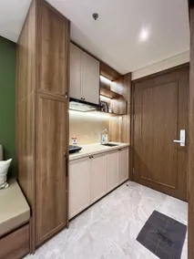Luxury one bedroom city view 88 Avenue - Image 2