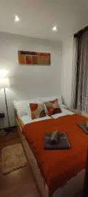 Duna Pláza Apartman a Metrónál - Image 2