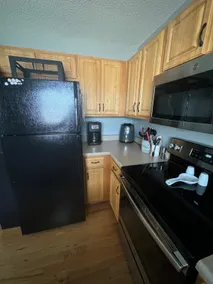 Cozy 3 BR Home | Mins from Legends - Image 5