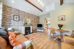 Central Ripon - Sleeps 3 - Garden - Pet Friendly - Image 2