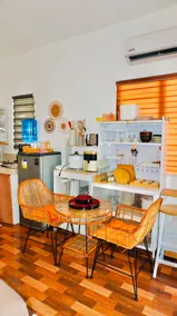 Olango Island-Tiny Guest House Fully Furnished with Hot Shower, Washer, Wi-Fi, Netflix & King Bed S&E-3 - Image 5