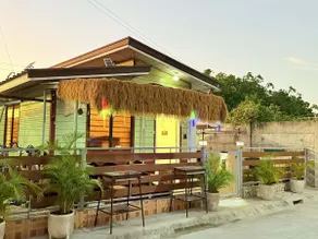 Olango Island-Tiny Guest House Fully Furnished with Hot Shower, Washer, Wi-Fi, Netflix & King Bed S&E-3 - Image 3
