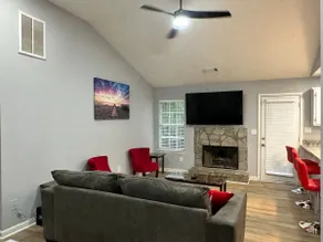 Charming GetAway Home in Locust Grove (4bd/3bath) - Image 4