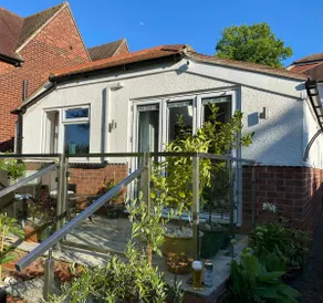Self contained 2 person dog friendly apartment Free parking - Image 3