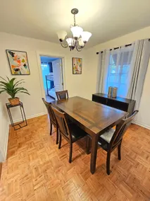 Foodie Lovers Walkable Mills50 - Sleeps 10 - Near Downtown & Airport - Image 5