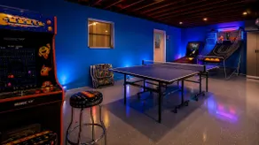 Private pool & games- 4 miles to Hard Rock Stadium - Image 5
