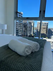 Top-floor Free carpark+gym+pool+Wifi w/view - Image 3