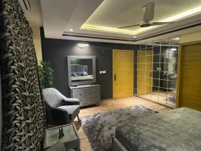 Elites Inn | Luxe & Modern 1 BHK Apartment - Image 4