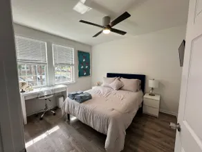 DC Tranquil 2BR w/ Laundry, Parking & Dishwasher - Image 2