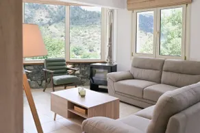 Oikou Thea Guesthouse - Image 5