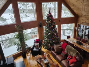 Granite Lake Chalet- waterfront Temagami Hot Tub - Image 3
