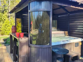 Granite Lake Chalet- waterfront Temagami Hot Tub - Image 4