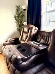 Minimalistic Modern Pet Friendly Home on Seminole - Image 4