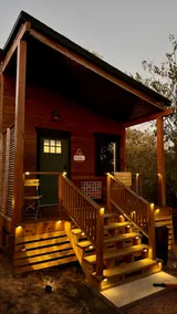 Unique * Retreat * near Downtown/Bishop Arts - Image 4