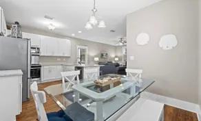 Bebe’s Beach Cottage - Image 4