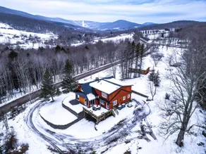Ultimate Ski House - Image 2