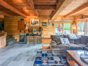 Ultimate Ski House - Image 5
