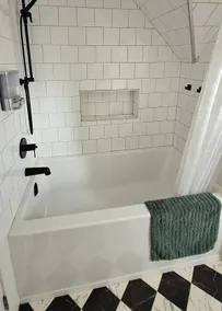 Luxury Inner City Home •Pet Friendly •Free Parking - Image 4