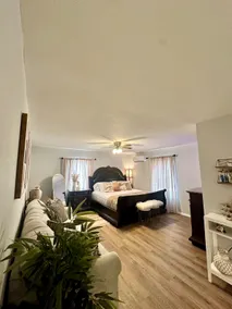 The place - Image 5