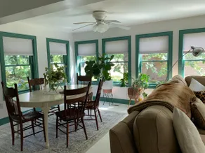 Charming cottage, FP, 1 blk water, historic area - Image 4