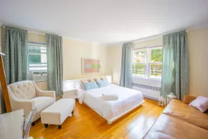 3bedroom APT with balcony & free street parking - Image 2