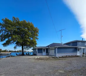 Water Front On Wedge Island - Image 5