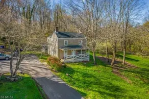 33 Acres - Image 2