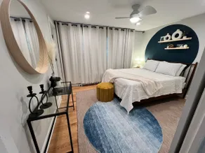 Circle Back Modern Apartment - Image 2