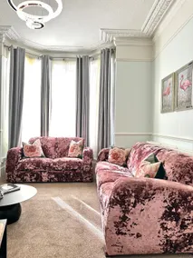 Luxe 4BR Retreat - Image 4