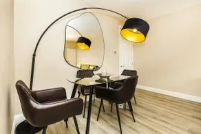 Luxe 4BR Retreat - Image 3
