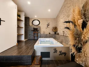 Independent studio with hot tub ”Le Lovy”  - Image 5