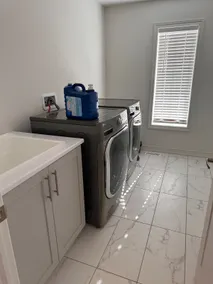 Cozy 5 Bedroom home with 4-1/2 bathroom - Image 2
