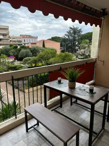 Golfe Juan Studio - Image 3